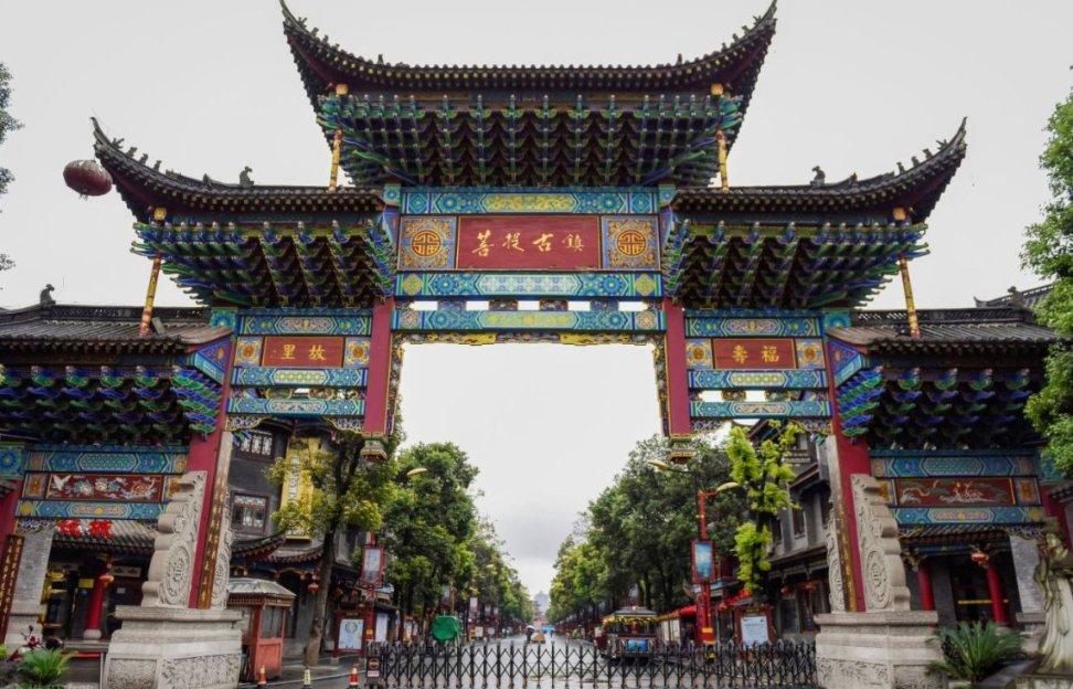 乙女新顶流之战打响？全网营销能托起叠纸的野心吗？